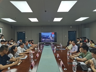 知名公共卫生学者来访，携手人工智能平台共筑智慧健康未来